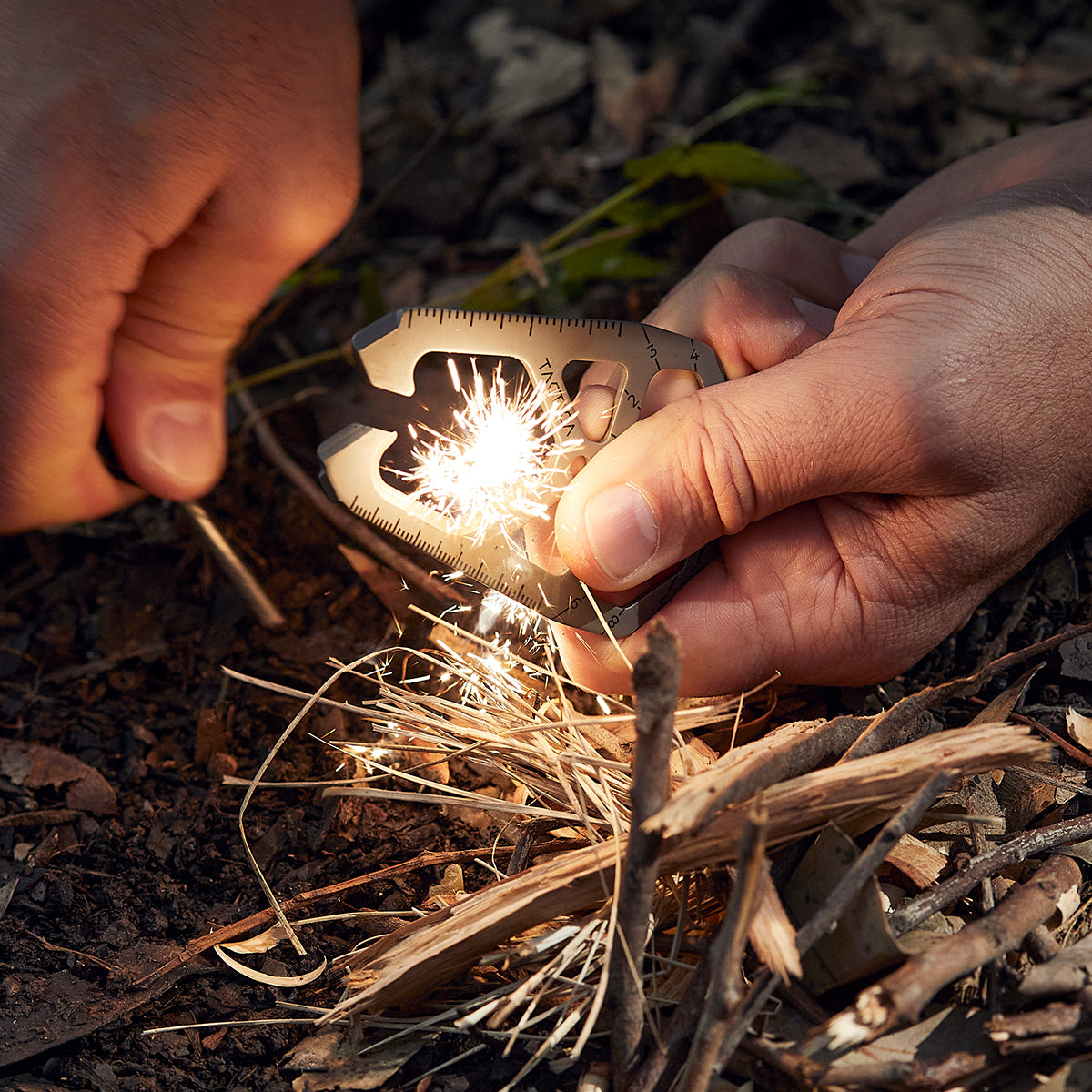 Camping tool firestarter